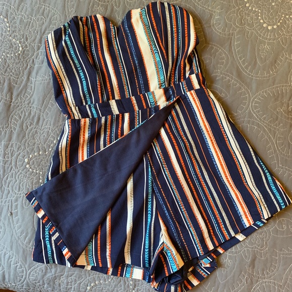 Fashion Nova Strapless Romper - Picture 5 of 6